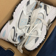 Кроссовки • New Balance • Голубой