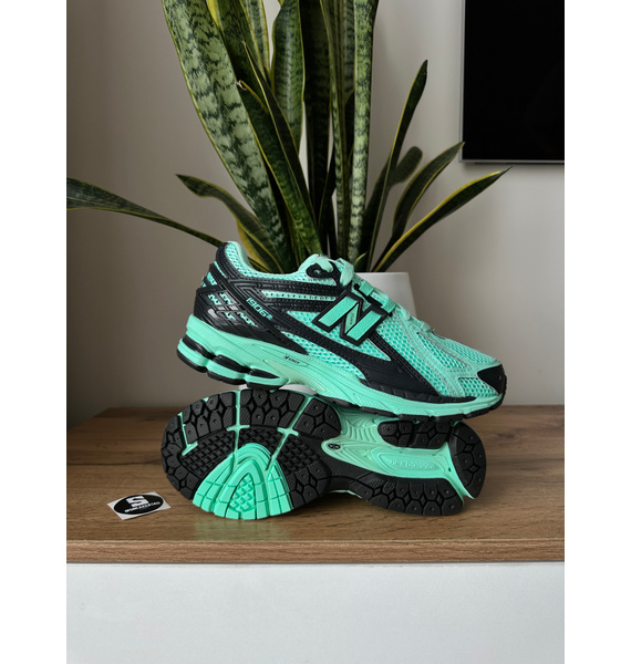 Кроссовки • New Balance • Бирюзовый