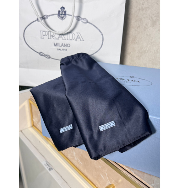 Дерби • Prada • Черный
