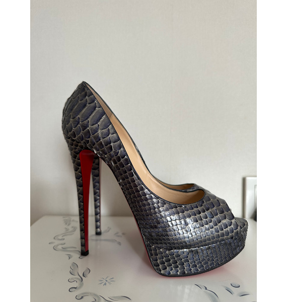 Туфли • Christian Louboutin • Мульти