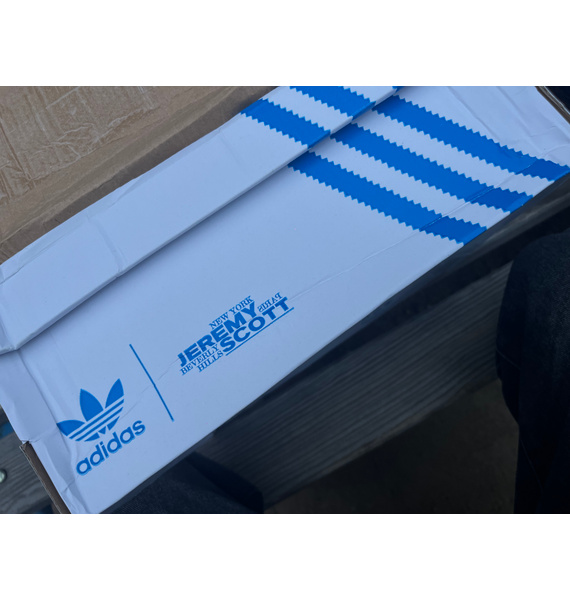 Кроссовки • adidas • Черный