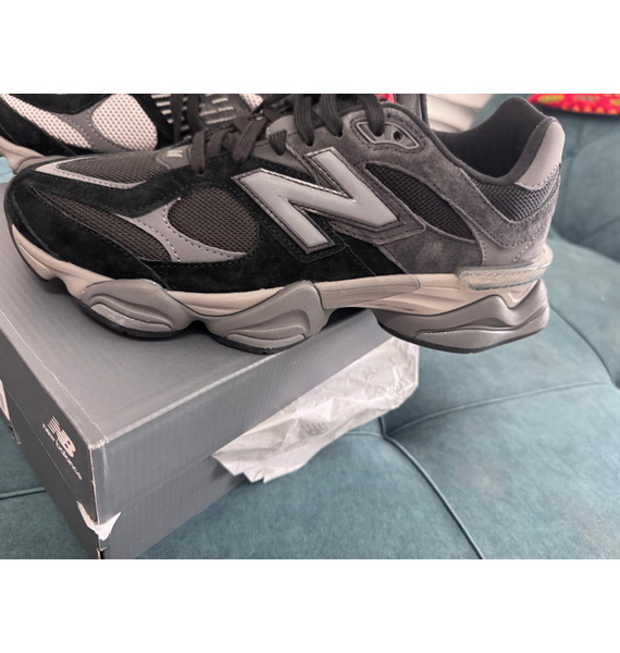 Кроссовки • New Balance • Черный