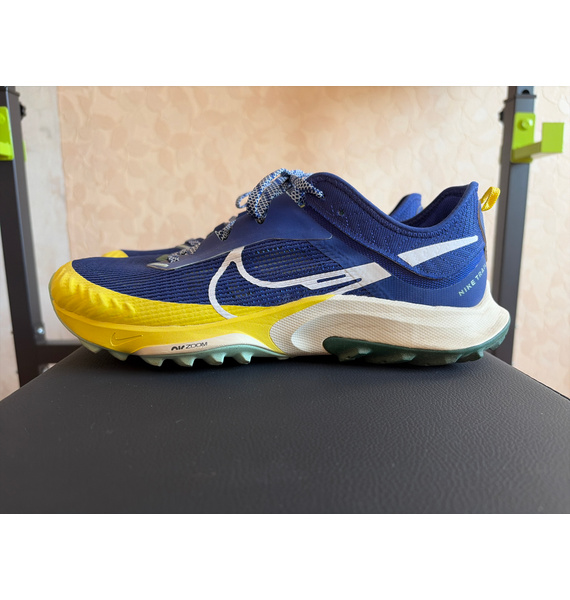 Кроссовки • Nike • Мульти