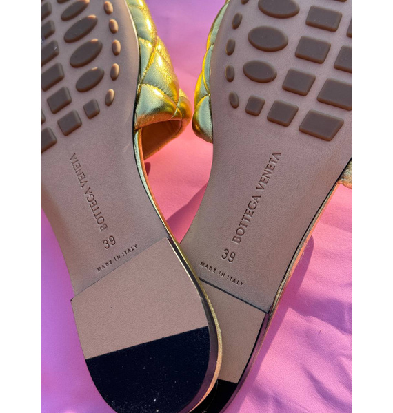 Шлепанцы • Bottega Veneta • Золотой