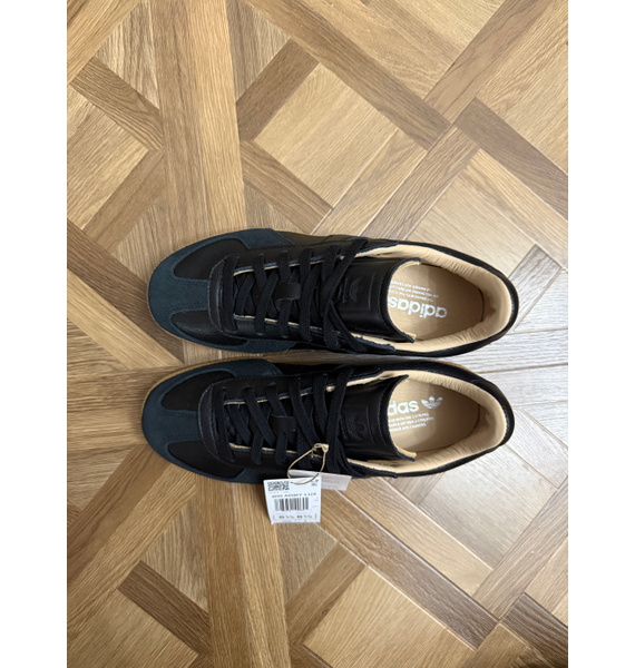Кроссовки • adidas Originals • Черный