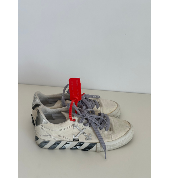 Кроссовки • Off-White • Белый