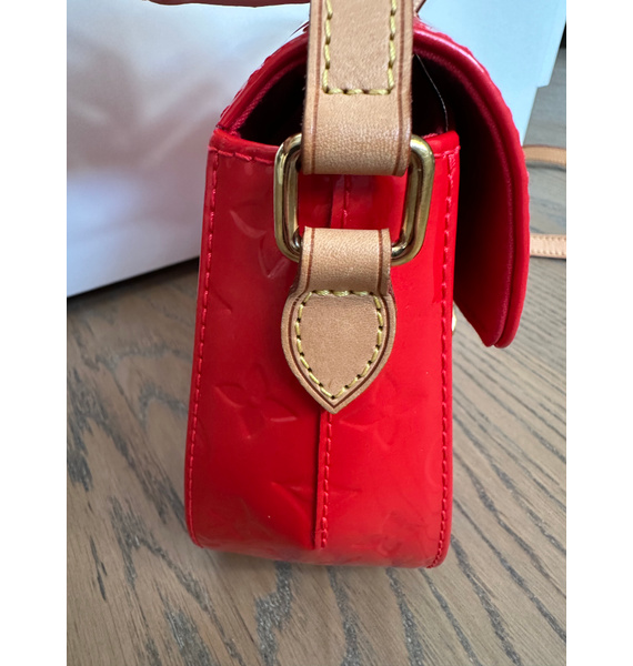 Сумка • Louis Vuitton • Коралловый