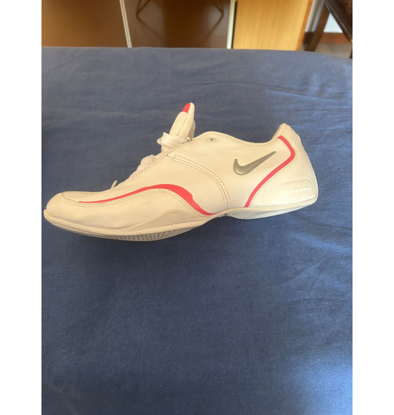 Кроссовки • Nike • Белый