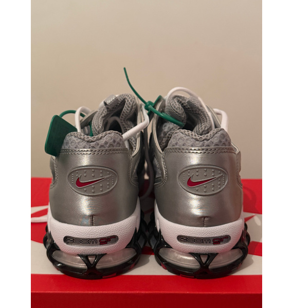Кроссовки • Nike • Серый