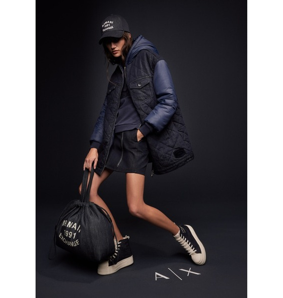 Куртка • Armani Exchange • Темно-синий