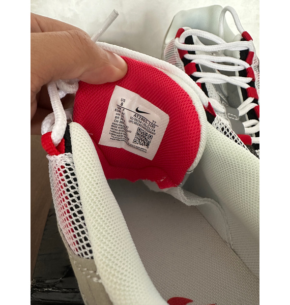 Кроссовки • Nike • Белый