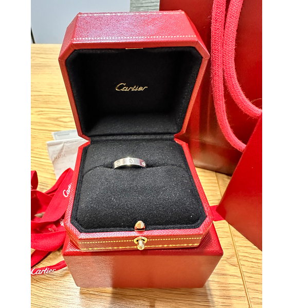 Кольцо • Cartier • Белый