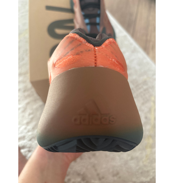 Кроссовки • adidas • Оранжевый