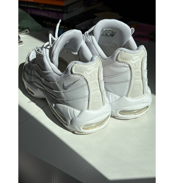 Кроссовки • Nike • Белый