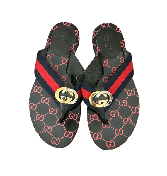 Шлепанцы • Gucci • Черный