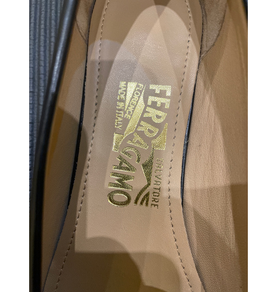 Лоферы • Salvatore Ferragamo • Черный