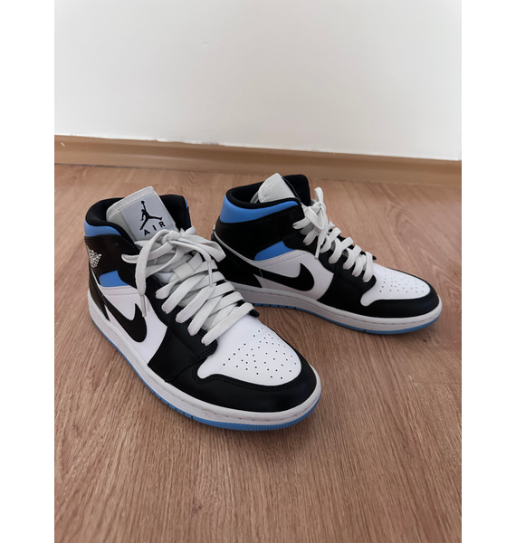 Кроссовки • Nike • Белый