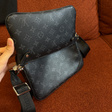 Сумка • Louis Vuitton • Черный