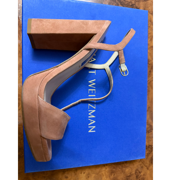 Босоножки • Stuart Weitzman • Розовый