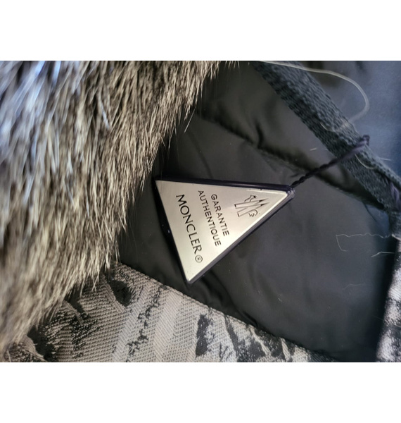 Шуба • Moncler • Серый