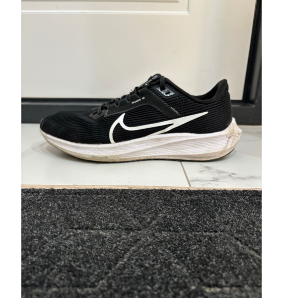 Кроссовки • Nike • Другое