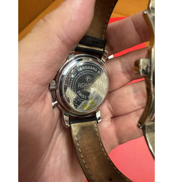 Часы • Roamer • Серебряный