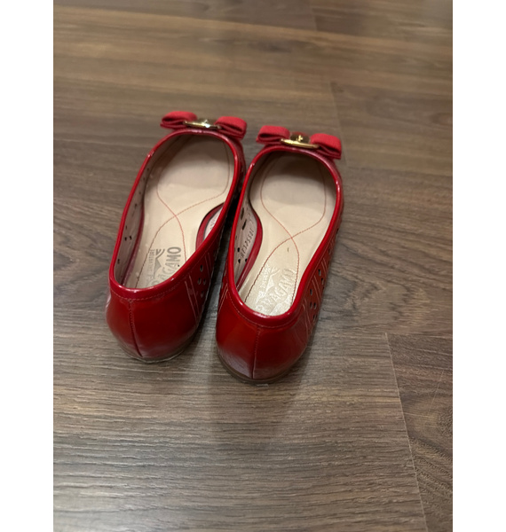 Балетки • Salvatore Ferragamo • Красный