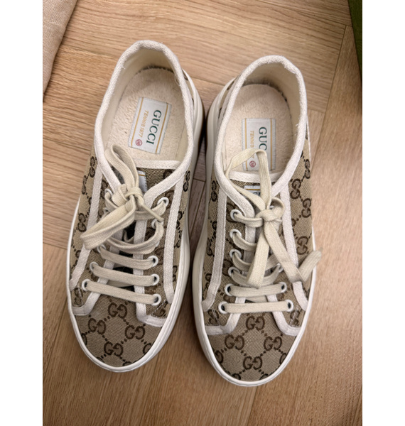 Кроссовки • Gucci • Кремовый
