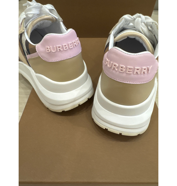 Кроссовки • Burberry • Другое