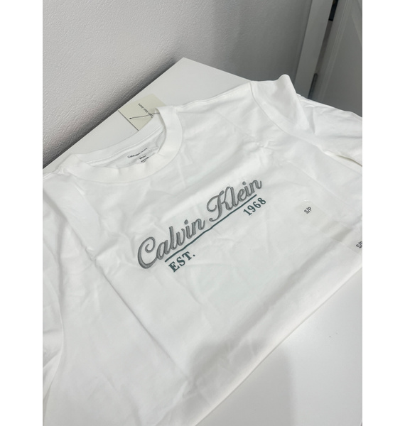 Футболка • Calvin Klein Jeans • Белый