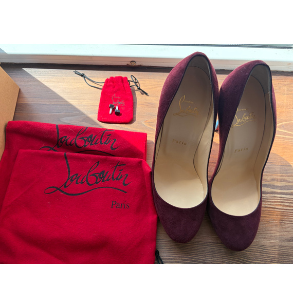Туфли • Christian Louboutin • Бордовый