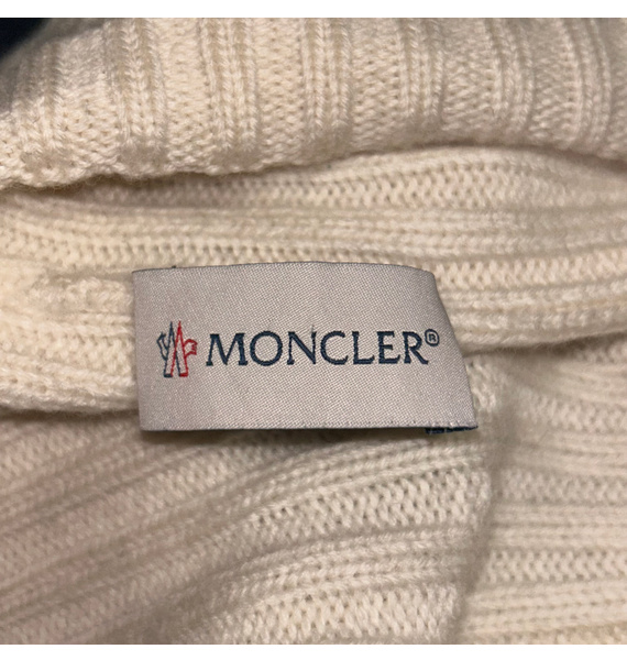 Шапка • Moncler • Белый