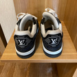 Кроссовки • Louis Vuitton • Белый