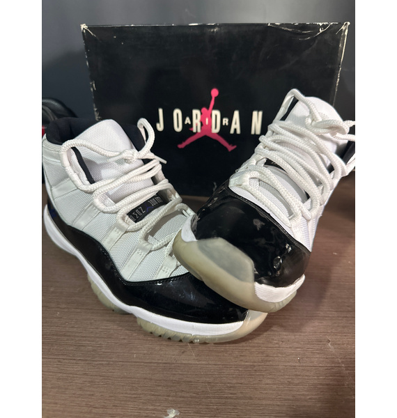 Кроссовки • Jordan • Белый