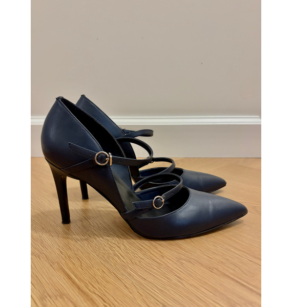 Туфли • Charles & Keith • Темно-синий