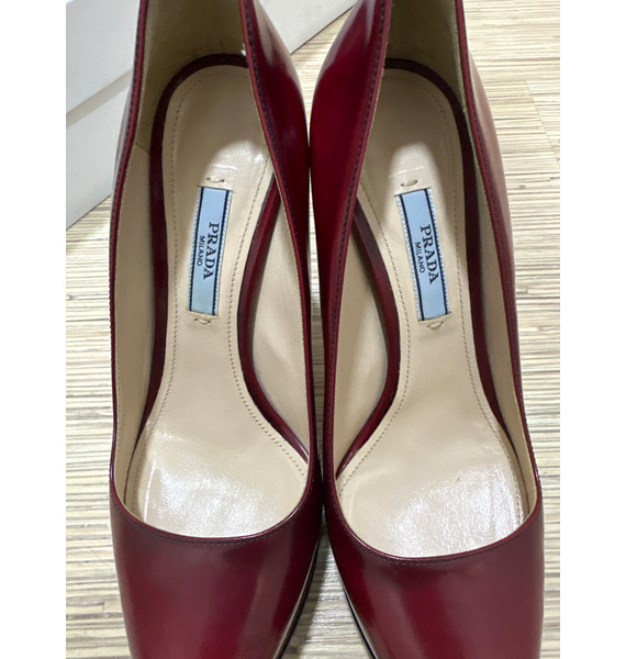 Туфли • Prada • Бордовый
