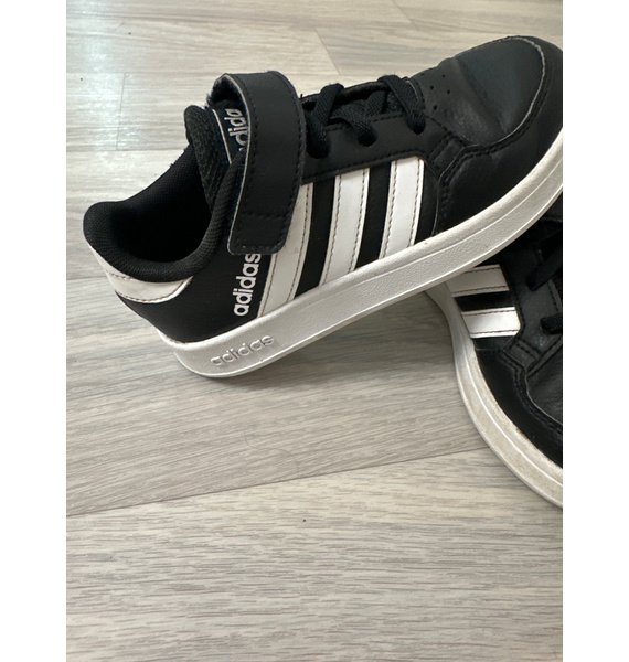 Кроссовки • adidas • Черный