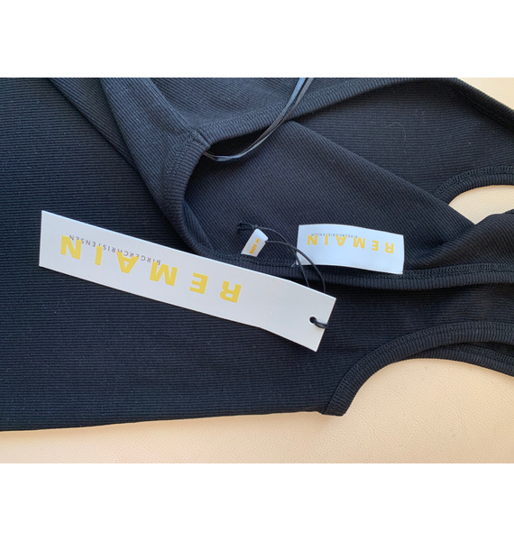 Топ • REMAIN • Черный