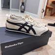Кроссовки • Onitsuka Tiger • Белый