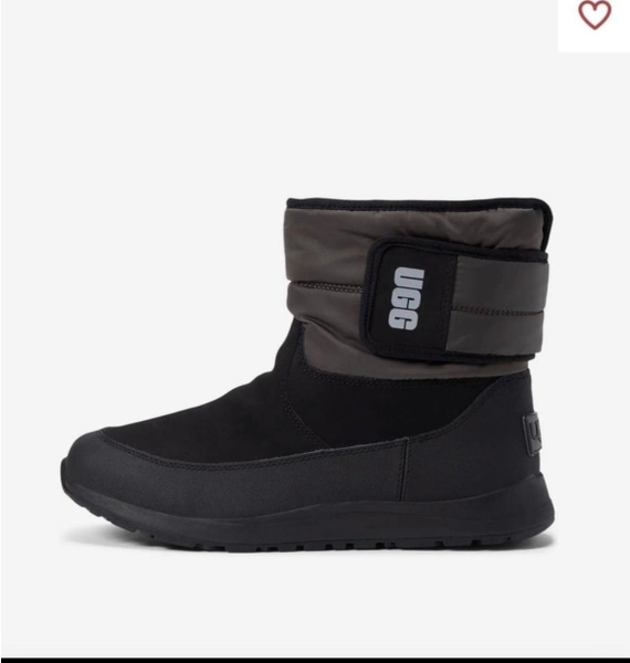 Сапоги • UGG • Черный
