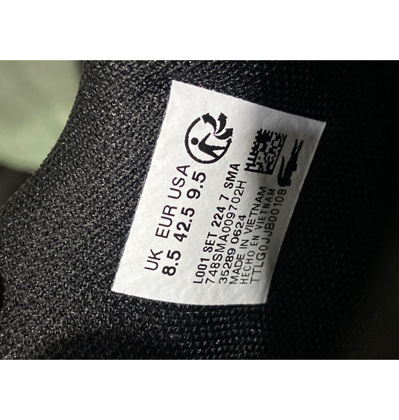 Кроссовки • Lacoste • Черный