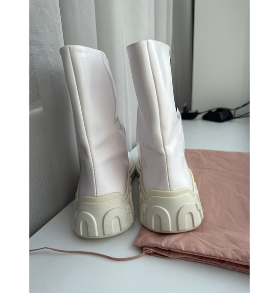 Ботинки • Miu Miu • Белый