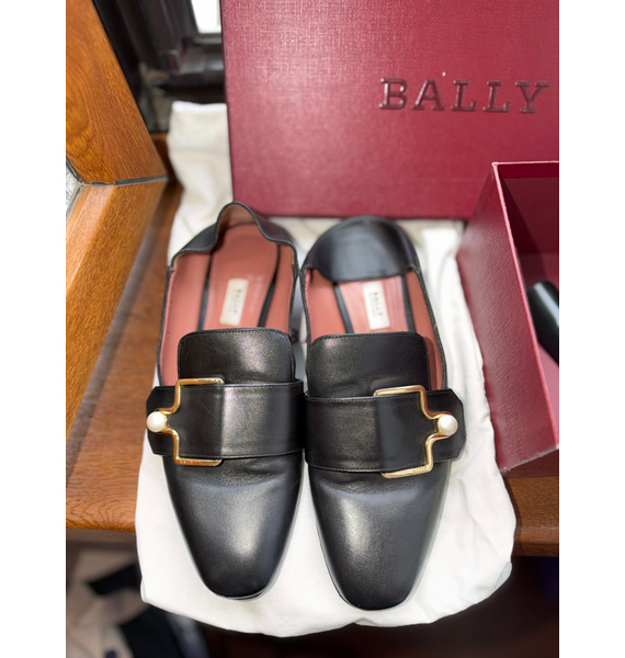 Лоферы • Bally • Черный