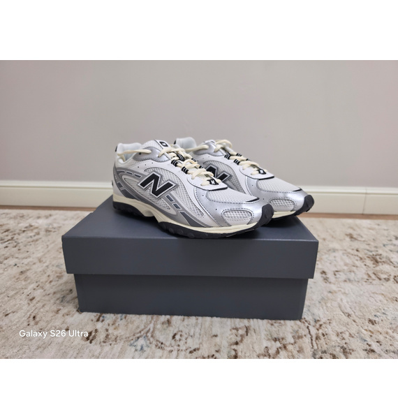 Кроссовки • New Balance • Тёмно-серый