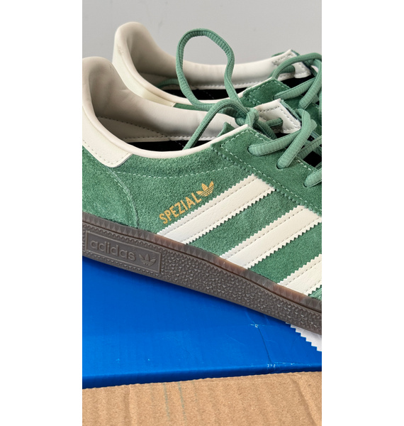 Кроссовки • adidas • Зеленый