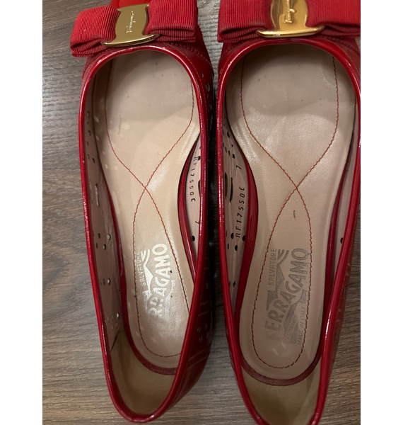 Балетки • Salvatore Ferragamo • Красный