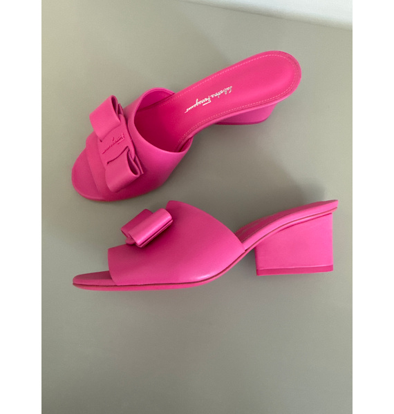 Шлепанцы • Ferragamo • Фуксия