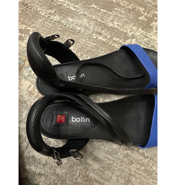 Сандалии • ballin • Черный