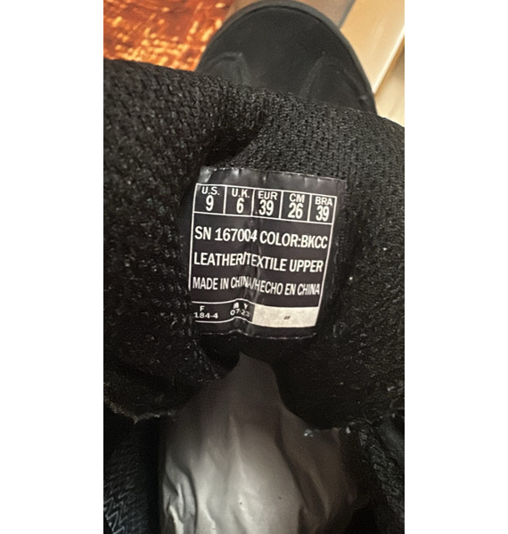 Кроссовки • Skechers • Черный