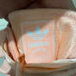Кроссовки • adidas • Розовый